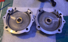 Die nun abgedrehten Motorhlften